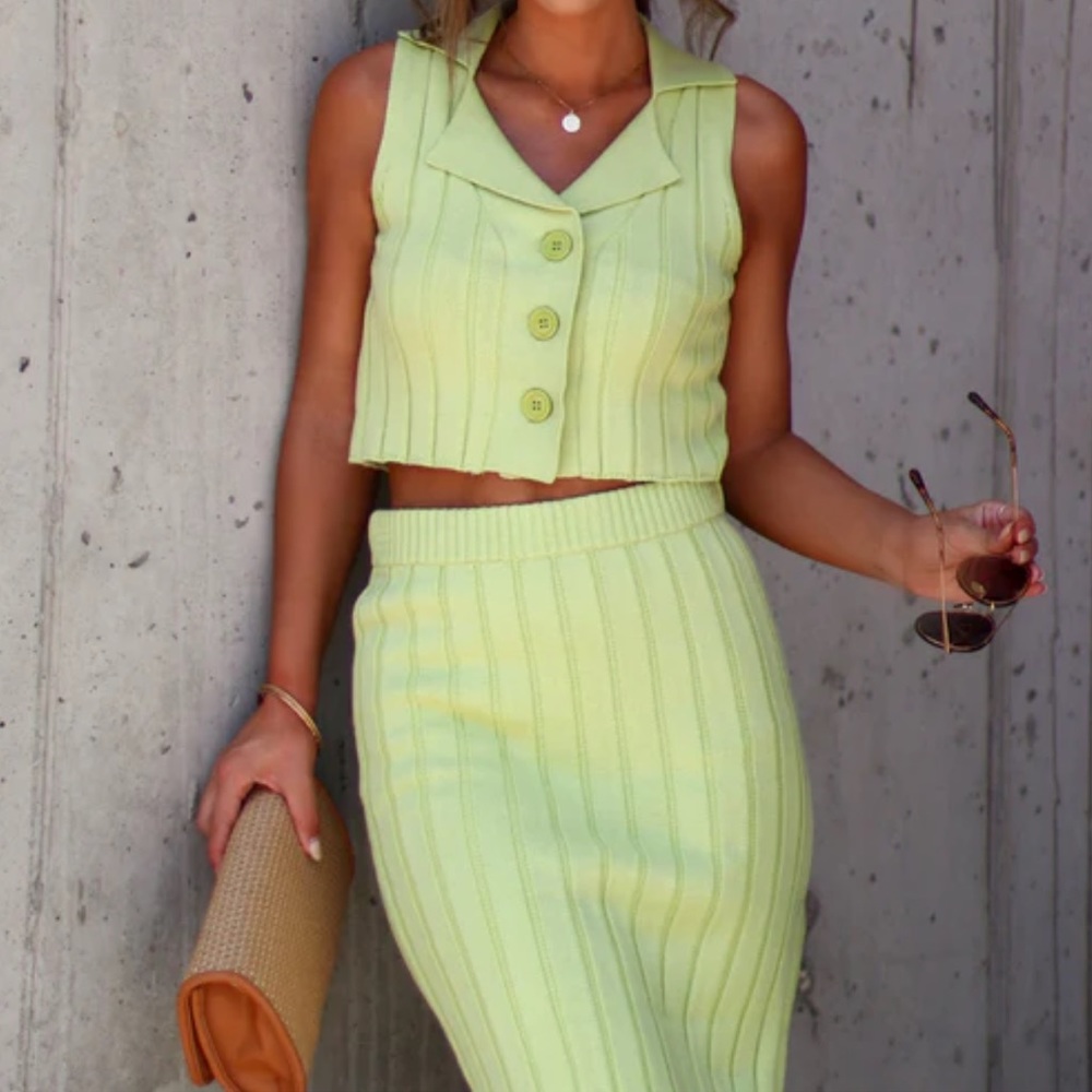 Vici like green knit set